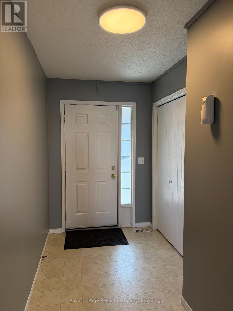 48 Eugene Drive, Guelph, Ontario  N1L 1P6 - Photo 3 - X13054746