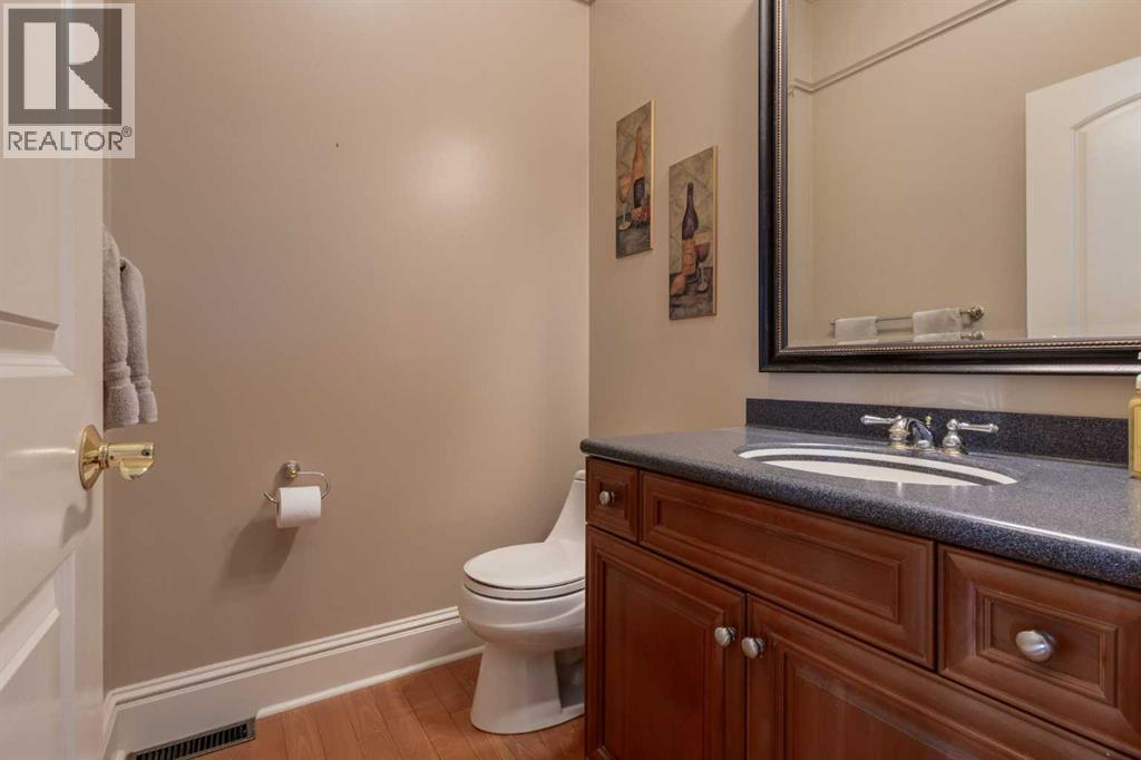 100, 290108 Parkins Road W, Rural Foothills County, Alberta  T0L 1K0 - Photo 22 - A2301845