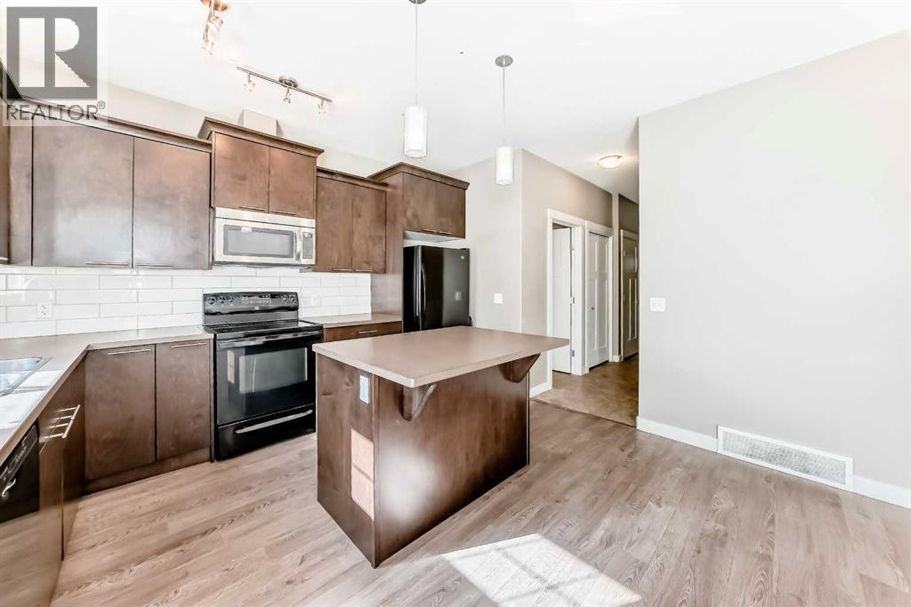 636 Skyview Ranch Grove Ne, Calgary, Alberta  T3N 0R8 - Photo 7 - A2303391