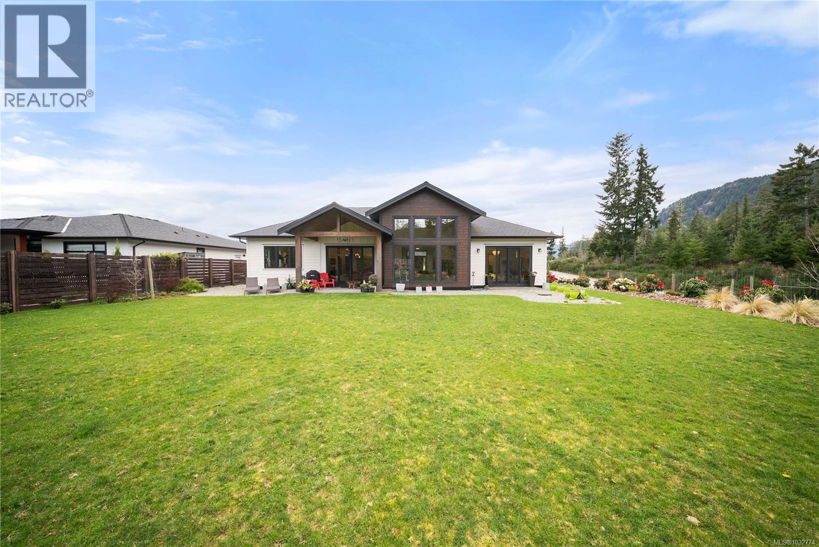 7260 Lakefront Dr, Lake Cowichan, British Columbia  V0R 3E1 - Photo 19 - 1032774