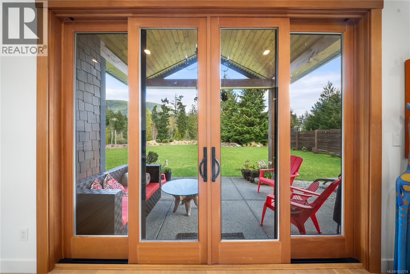 7260 Lakefront Dr, Lake Cowichan, British Columbia  V0R 3E1 - Photo 17 - 1032774