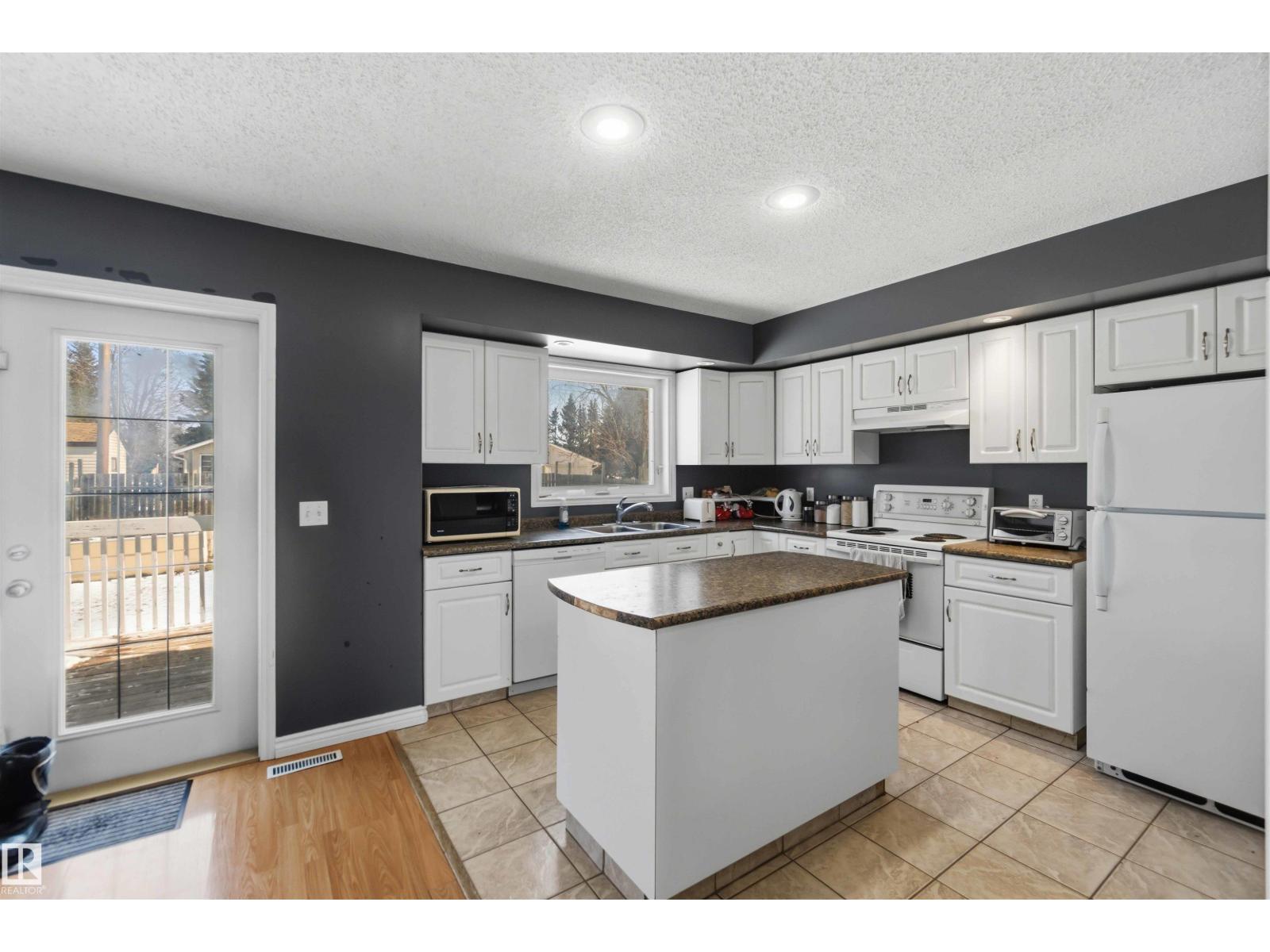429 5 St, Thorhild, Alberta  T0A 2J0 - Photo 11 - E4484517