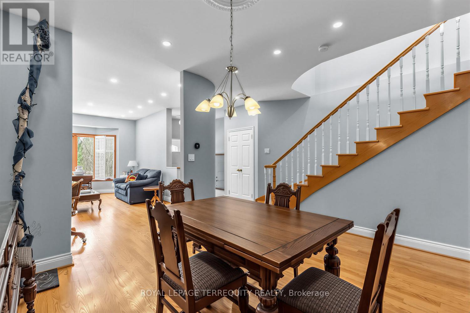 21 Hadley Road, Toronto, Ontario  M4S 2N8 - Photo 7 - C13054528