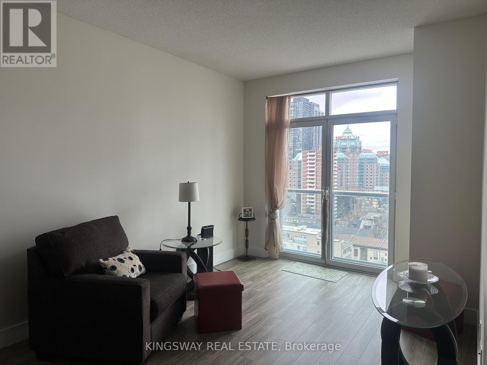 1603 - 120 Homewood Avenue, Toronto, Ontario  M4Y 2J3 - Photo 12 - C13054590