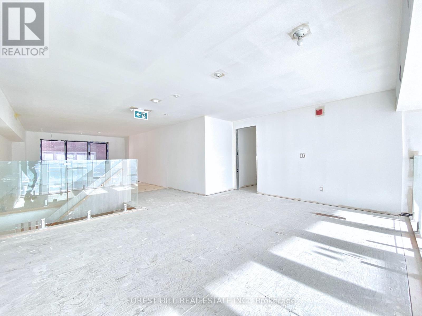 3 - 3429 Yonge Street, Toronto, Ontario  M4N 2N1 - Photo 17 - C13054610