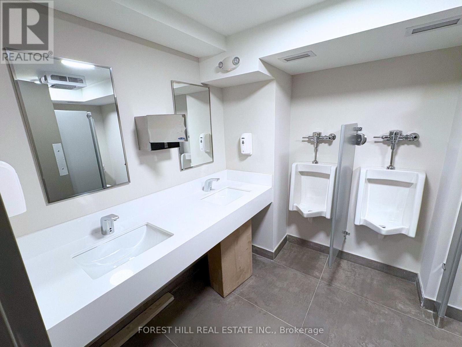 3 - 3429 Yonge Street, Toronto, Ontario  M4N 2N1 - Photo 23 - C13054610