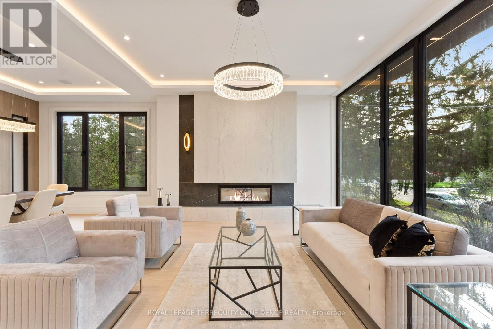 205 Horsham Avenue, Toronto, Ontario  M2N 2A4 - Photo 3 - C13054614