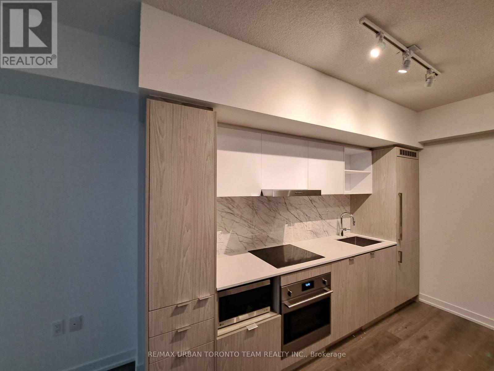 4612 - 55 Cooper Street, Toronto, Ontario  M5E 0G1 - Photo 5 - C13054638