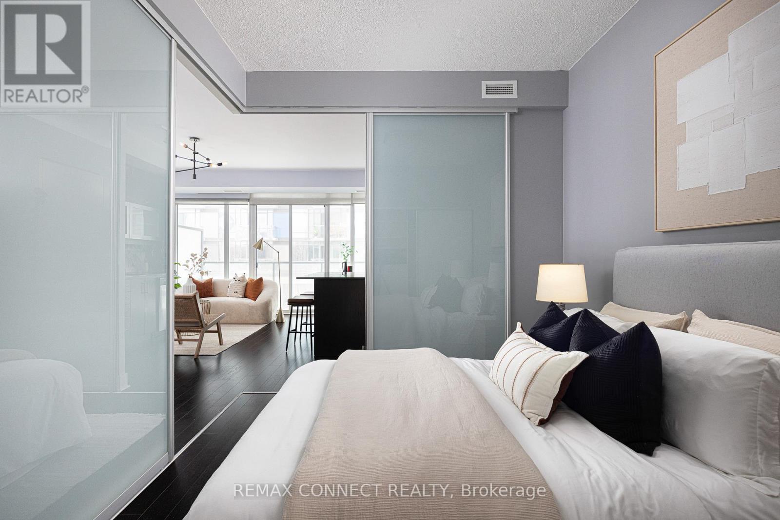 330 - 90 Stadium Road, Toronto, Ontario  M5V 3W5 - Photo 21 - C13054726