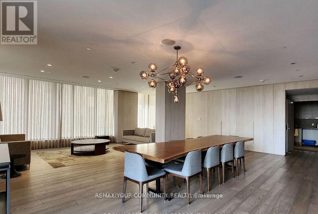 2008 - 200 Bloor Street W, Toronto, Ontario  M5S 1T8 - Photo 11 - C13054778