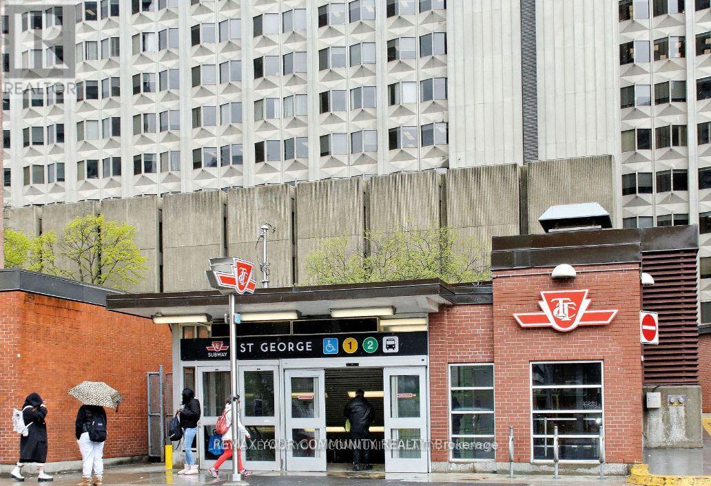 2008 - 200 Bloor Street W, Toronto, Ontario  M5S 1T8 - Photo 16 - C13054778