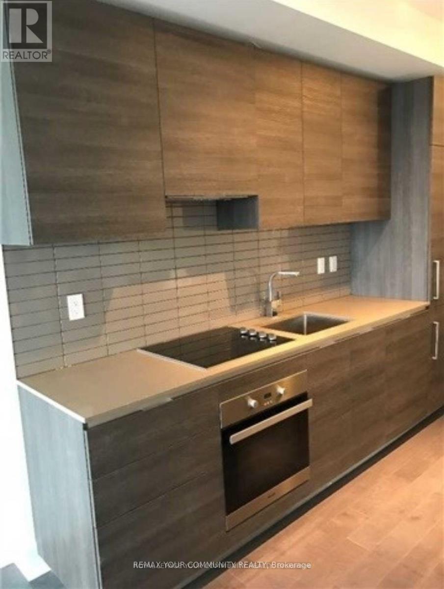 2008 - 200 Bloor Street W, Toronto, Ontario  M5S 1T8 - Photo 5 - C13054778