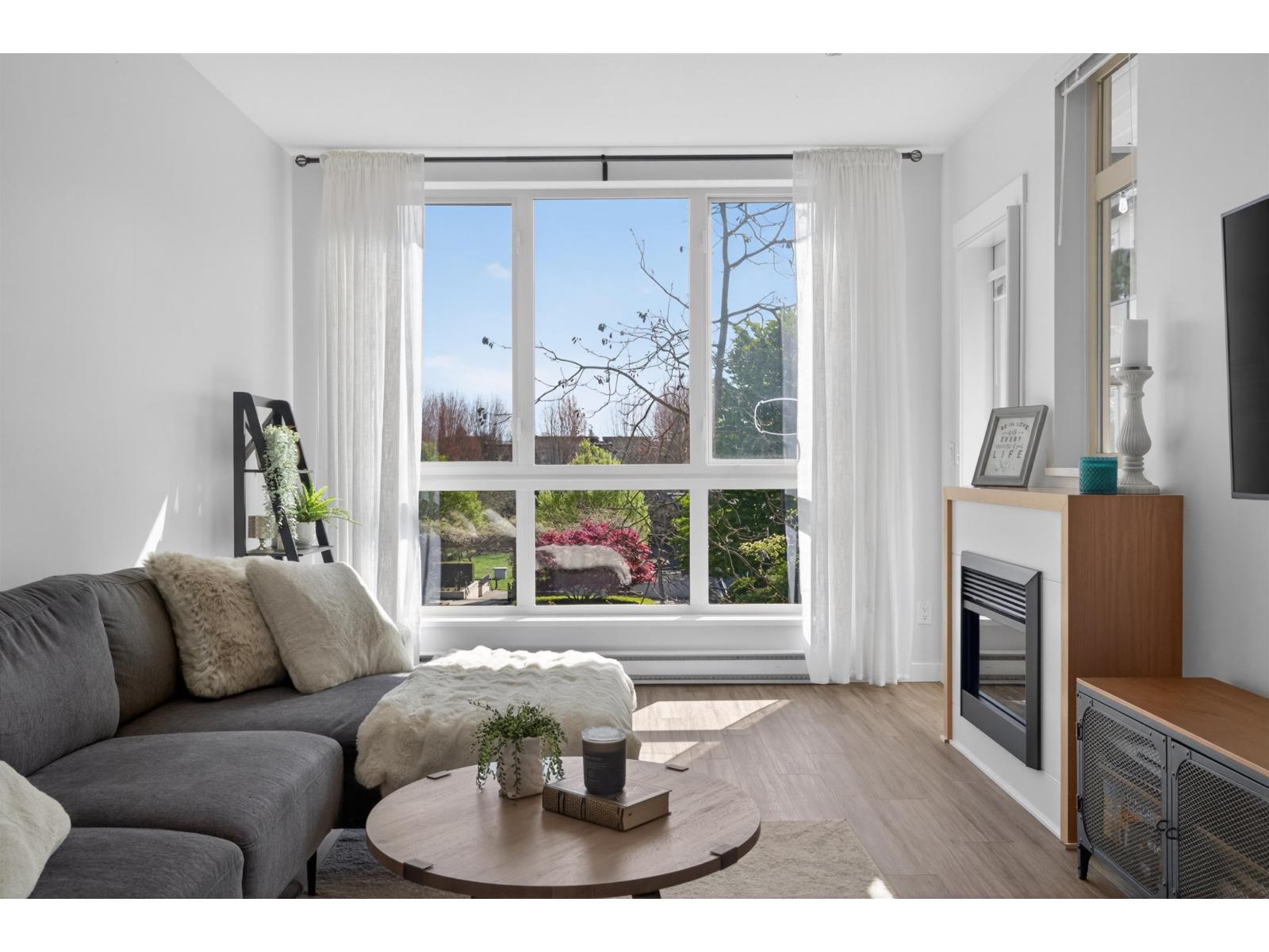 329 15918 26 Avenue, Surrey, British Columbia  V3Z 5K3 - Photo 3 - R3116918