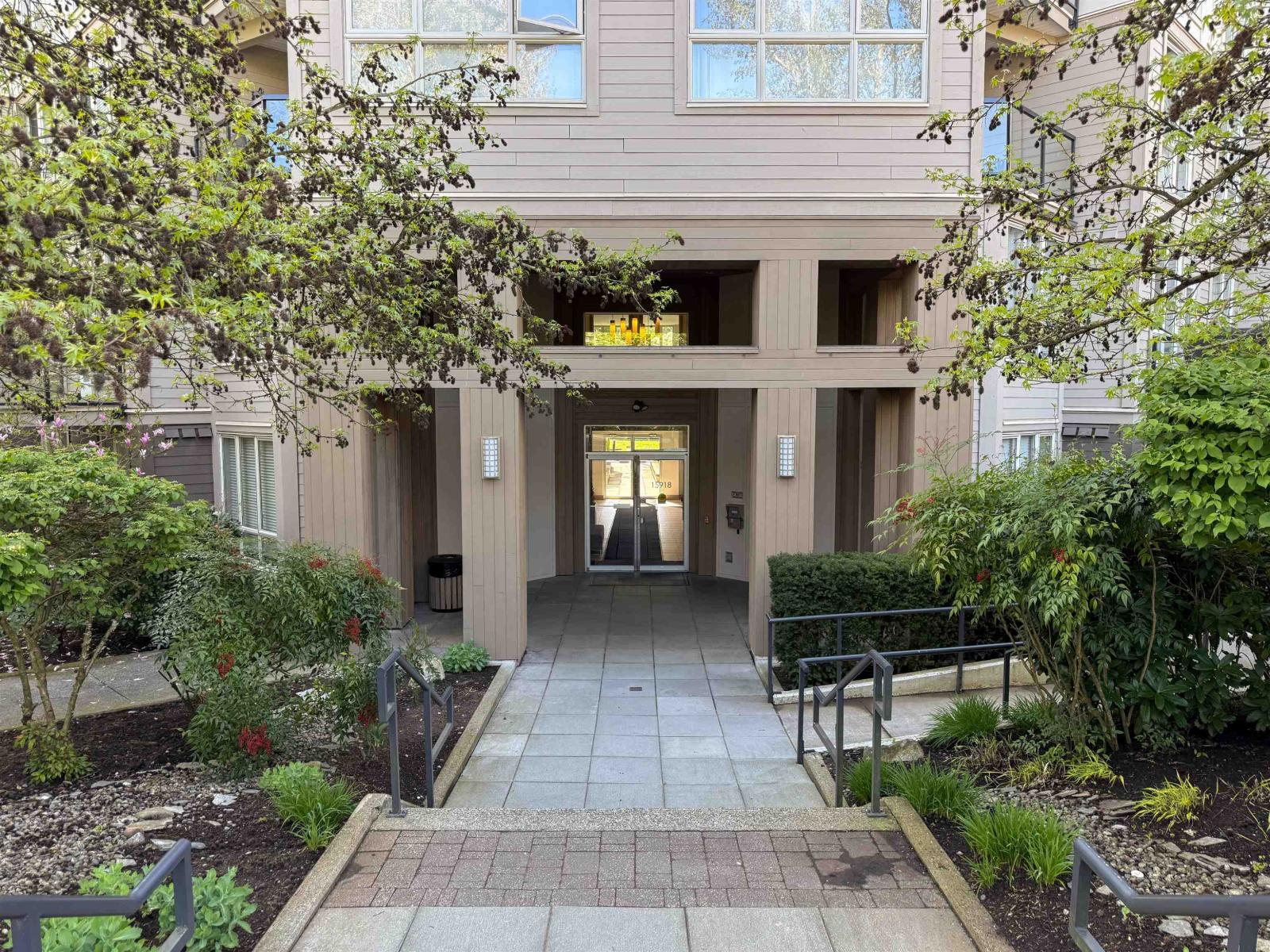 329 15918 26 Avenue, Surrey, British Columbia  V3Z 5K3 - Photo 33 - R3116918