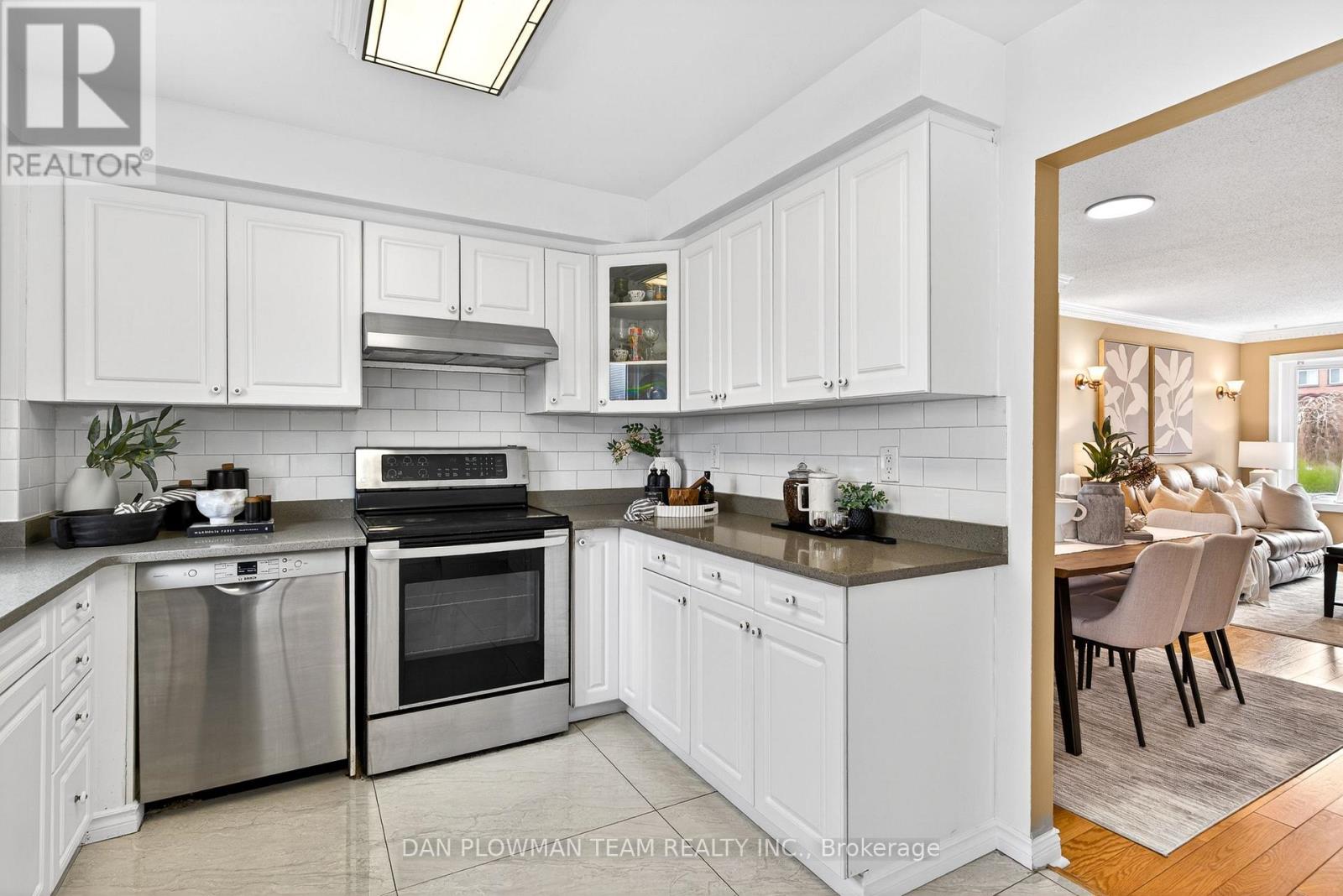 15 Gardiner Drive, Ajax, Ontario  L1S 5Z1 - Photo 13 - E13054572