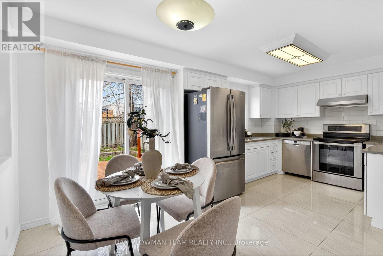 15 Gardiner Drive, Ajax, Ontario  L1S 5Z1 - Photo 14 - E13054572