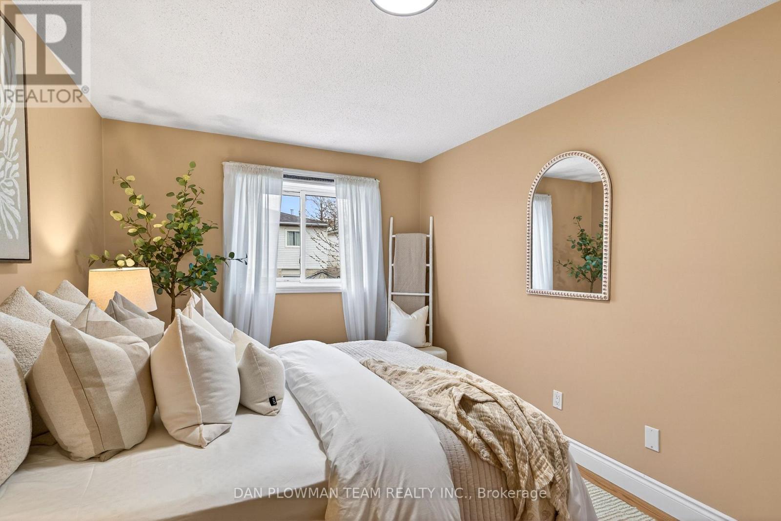 15 Gardiner Drive, Ajax, Ontario  L1S 5Z1 - Photo 29 - E13054572