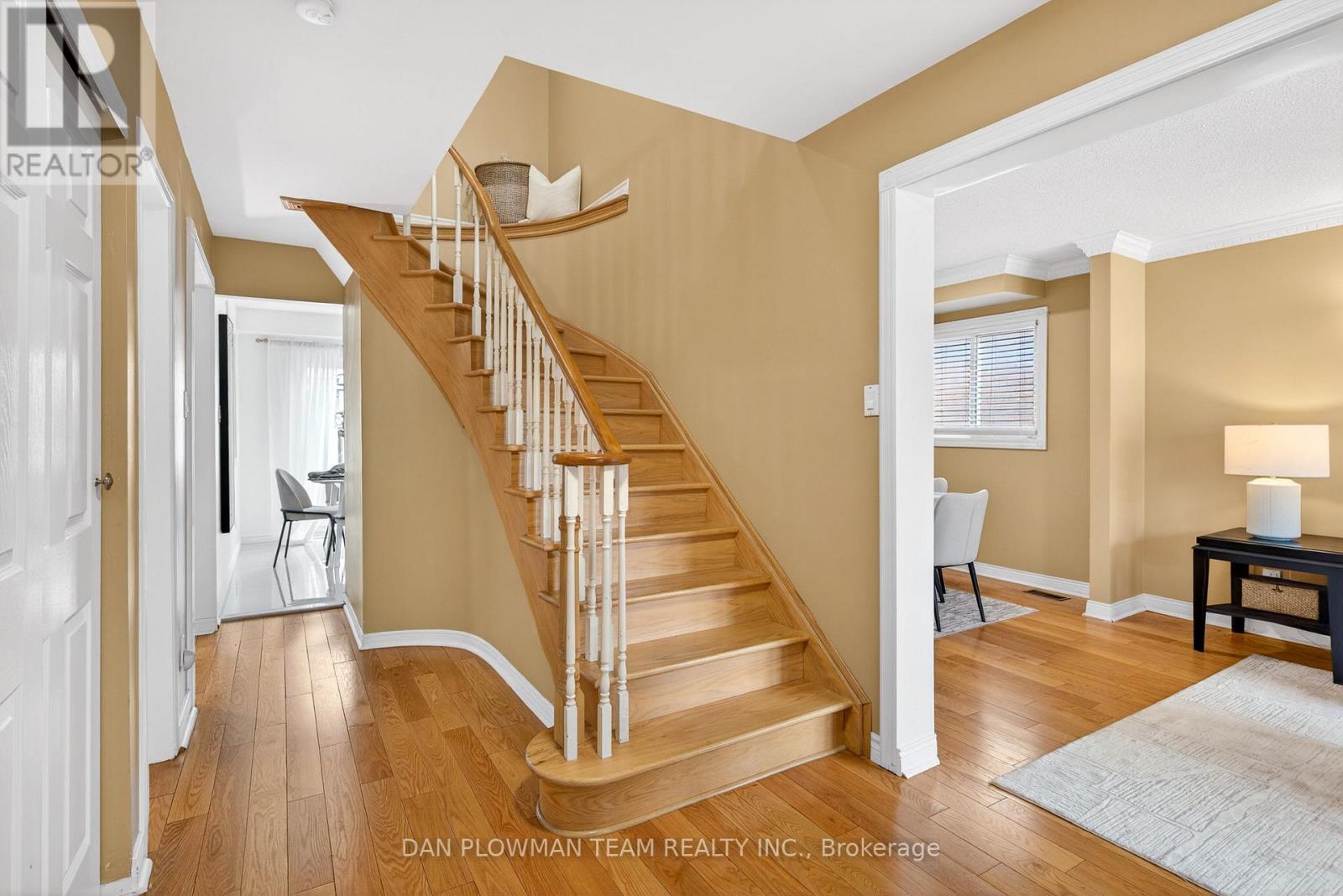 15 Gardiner Drive, Ajax, Ontario  L1S 5Z1 - Photo 6 - E13054572