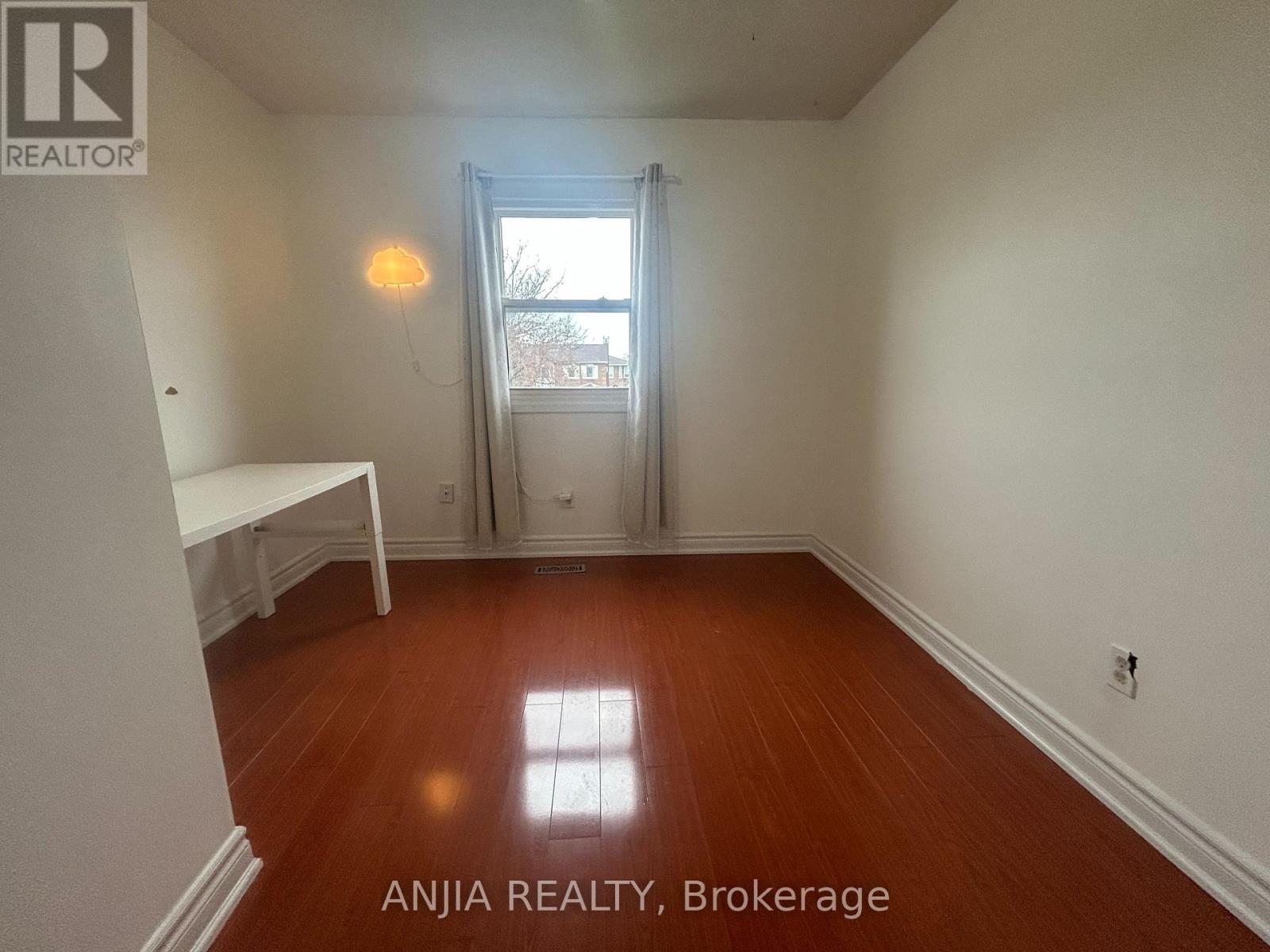 53 Redhead Crescent, Toronto, Ontario  M1V 3B3 - Photo 13 - E13054600