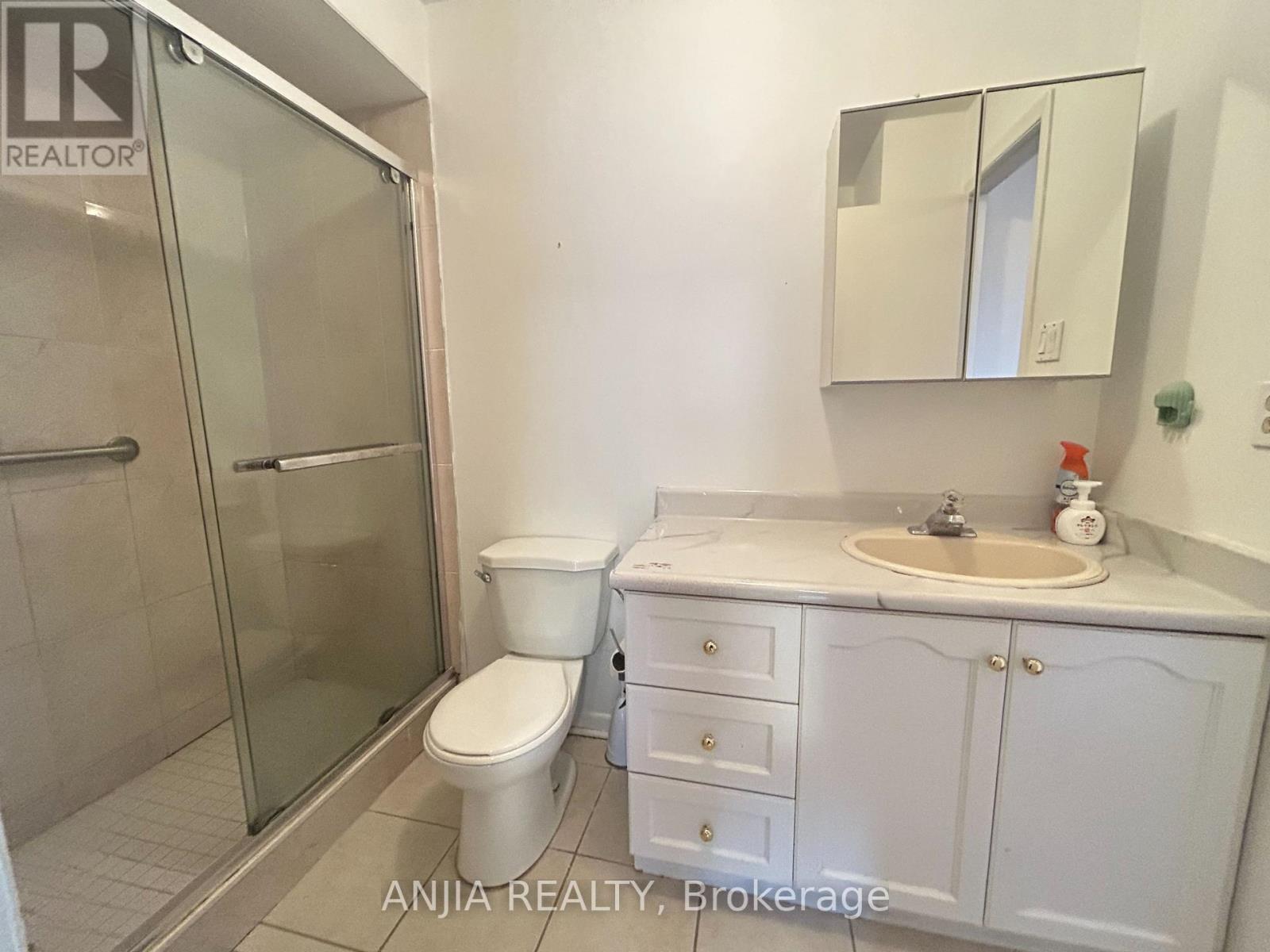 53 Redhead Crescent, Toronto, Ontario  M1V 3B3 - Photo 14 - E13054600