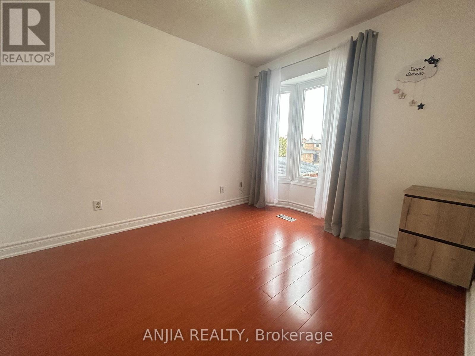 53 Redhead Crescent, Toronto, Ontario  M1V 3B3 - Photo 16 - E13054600