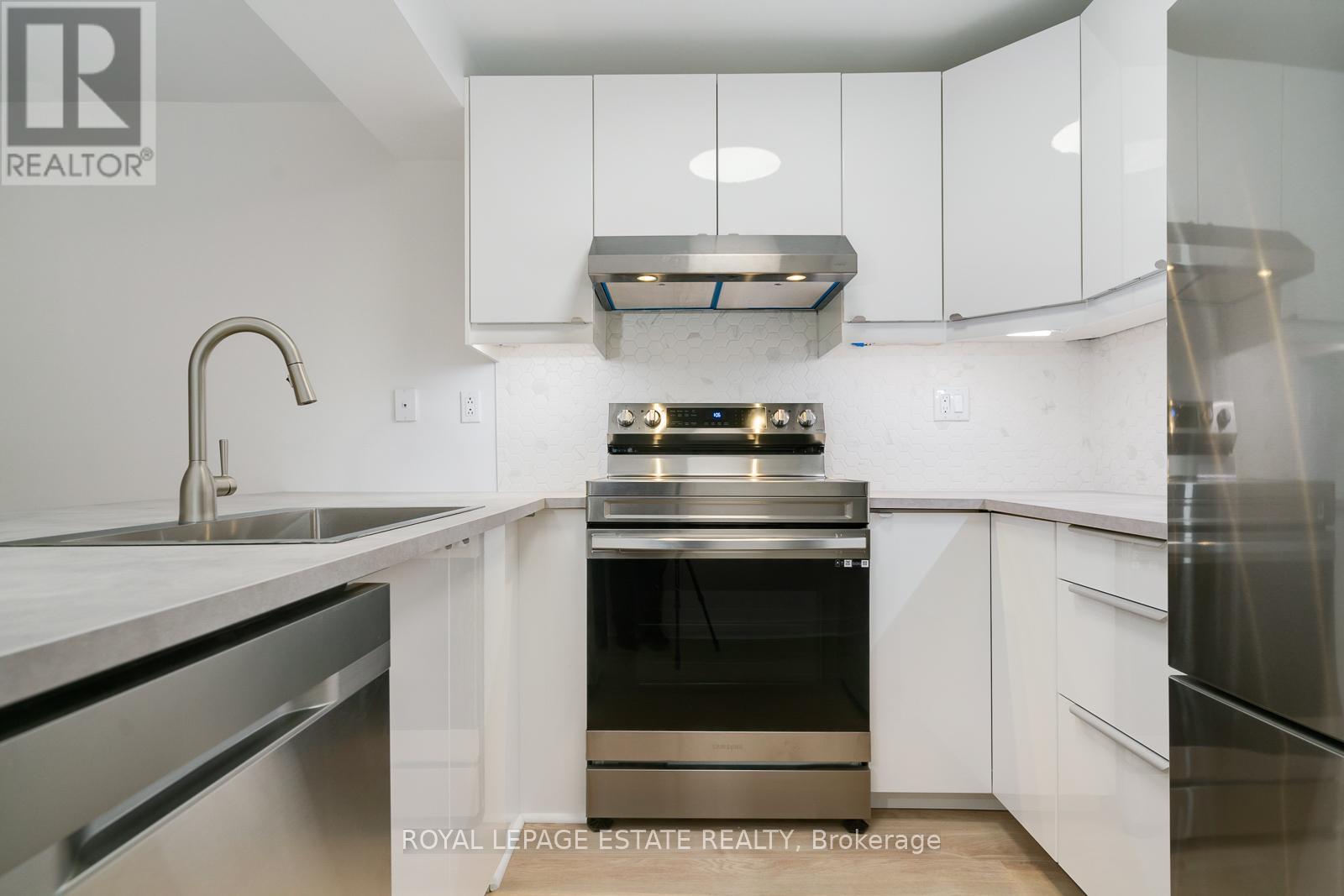 Lower Level - 155 Langley Avenue, Toronto, Ontario  M4K 1B6 - Photo 4 - E13054762