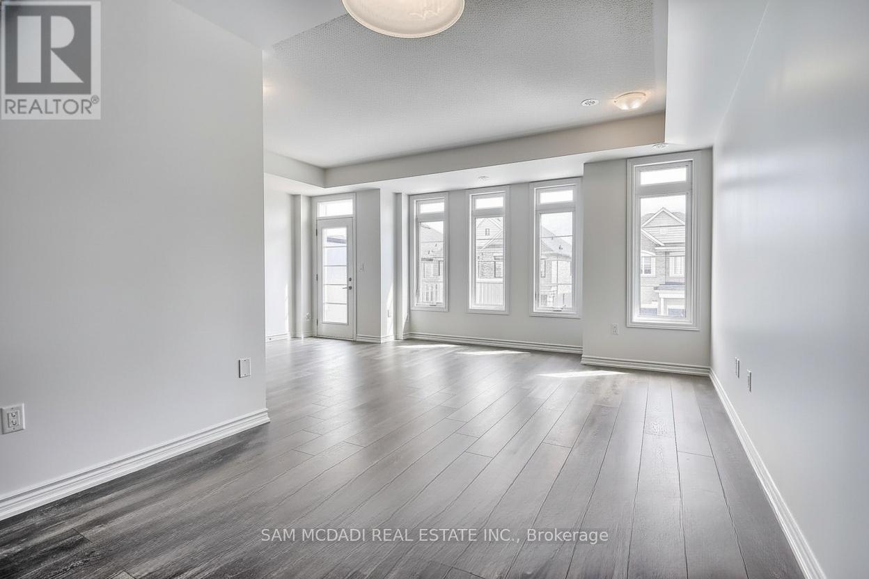 34 Paisley Drive, Bradford West Gwillimbury (Bradford), Ontario  L3Z 4P2 - Photo 11 - N13054584