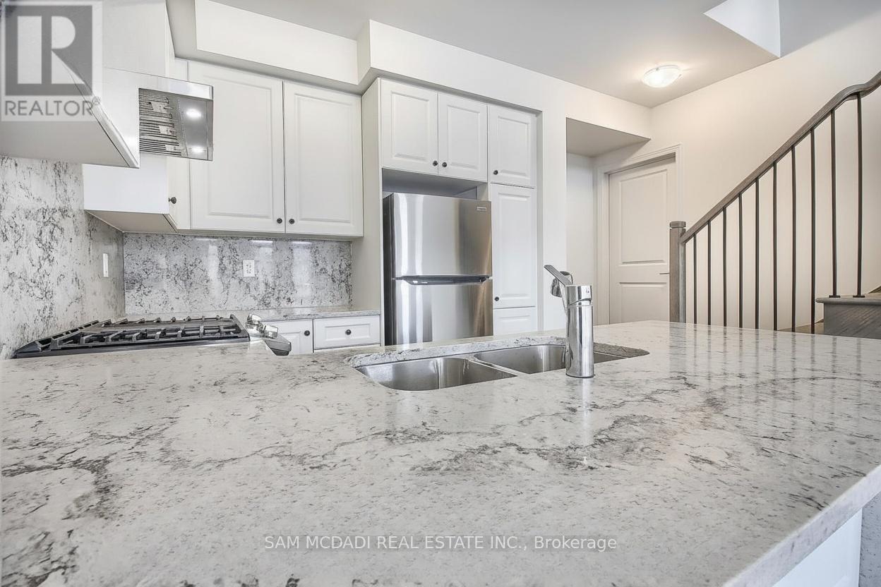 34 Paisley Drive, Bradford West Gwillimbury (Bradford), Ontario  L3Z 4P2 - Photo 14 - N13054584