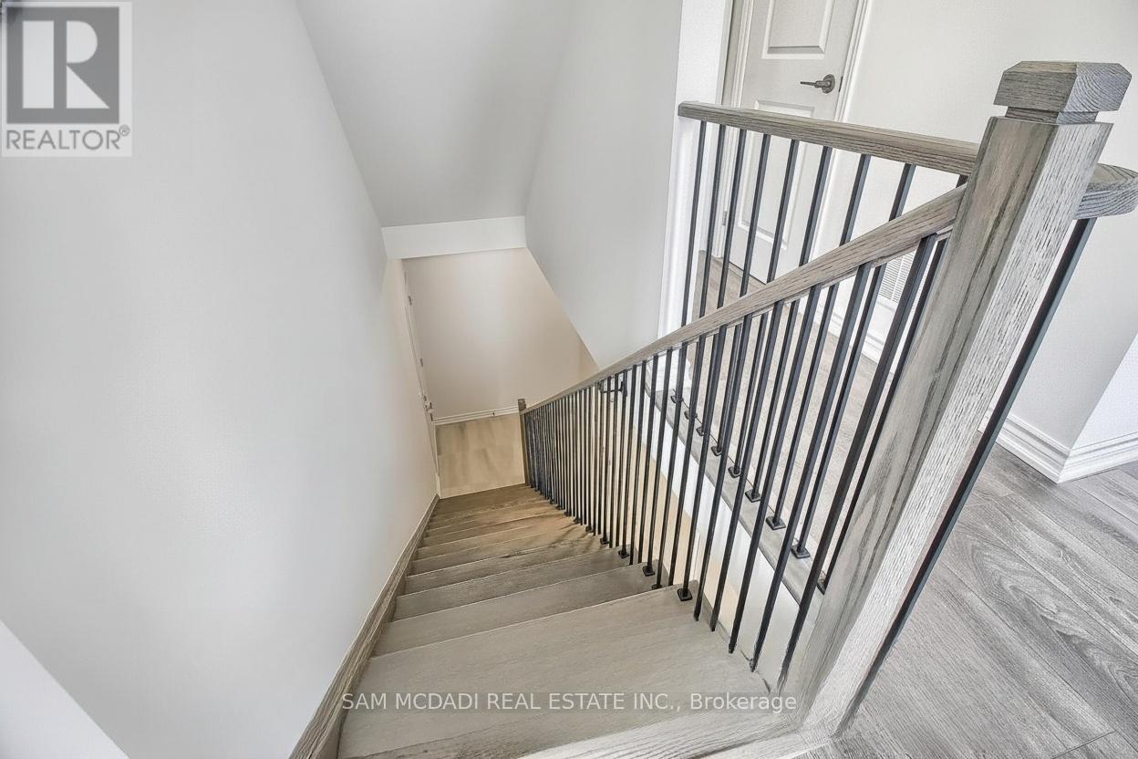 34 Paisley Drive, Bradford West Gwillimbury (Bradford), Ontario  L3Z 4P2 - Photo 6 - N13054584