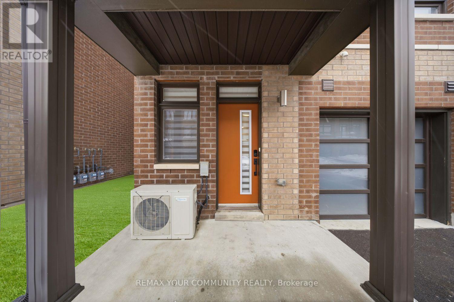 21 Hearne Street, Vaughan, Ontario  L4L 0L9 - Photo 3 - N13054596