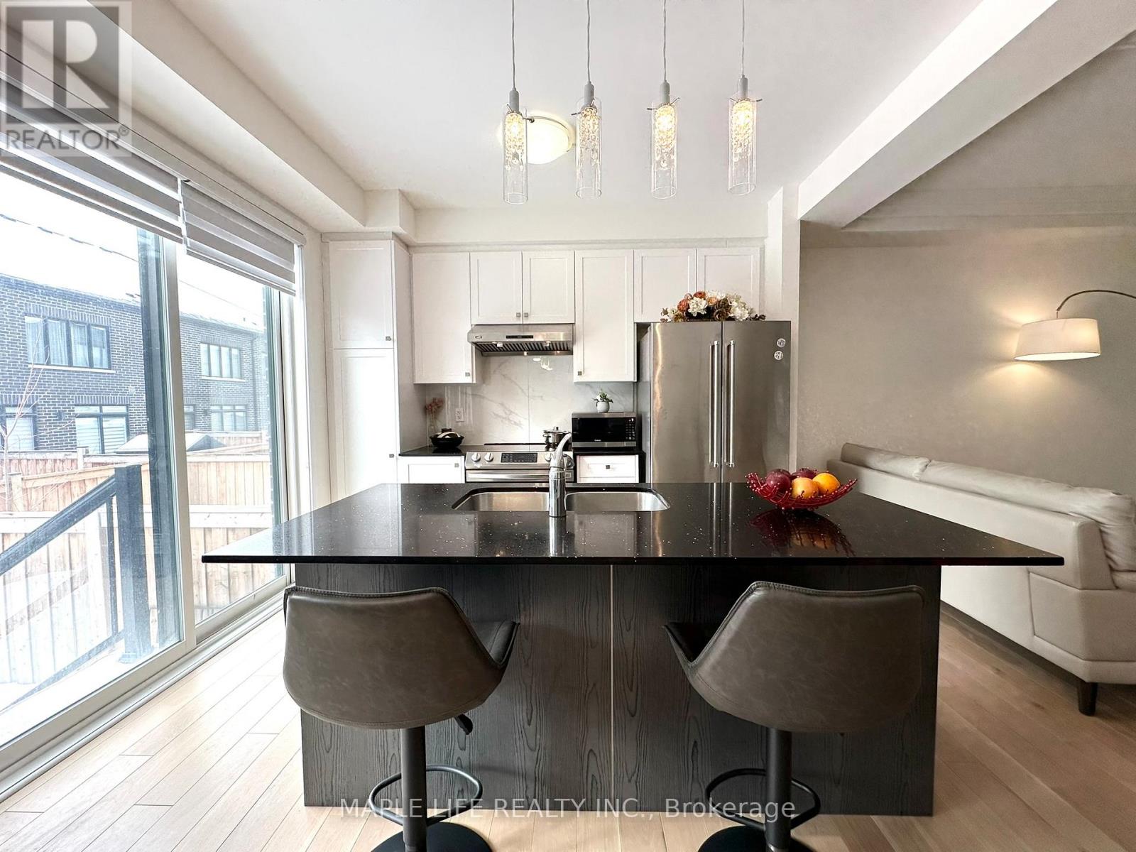 124 Hilts Drive, Richmond Hill, Ontario  L4S 0J2 - Photo 11 - N13054676