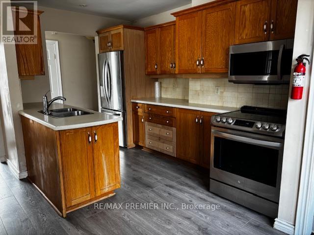 40 Aurora Heights Drive, Aurora, Ontario  L4G 2W7 - Photo 3 - N13054768
