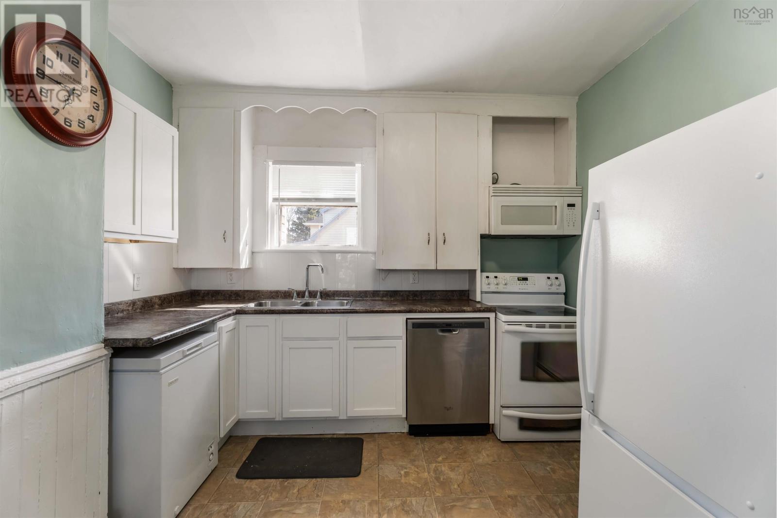 15 George Street, Middleton, Nova Scotia  B0S 1P0 - Photo 7 - 202608868