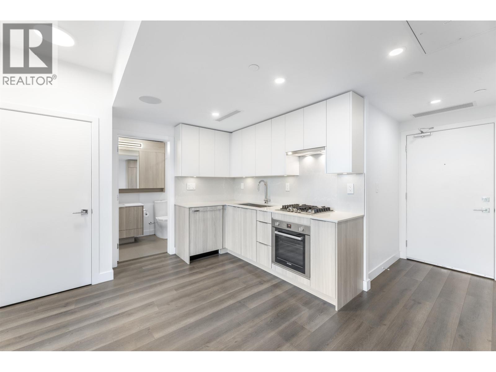 1404 901 Lougheed Highway, Coquitlam, British Columbia  V3K 3T3 - Photo 3 - R3115269