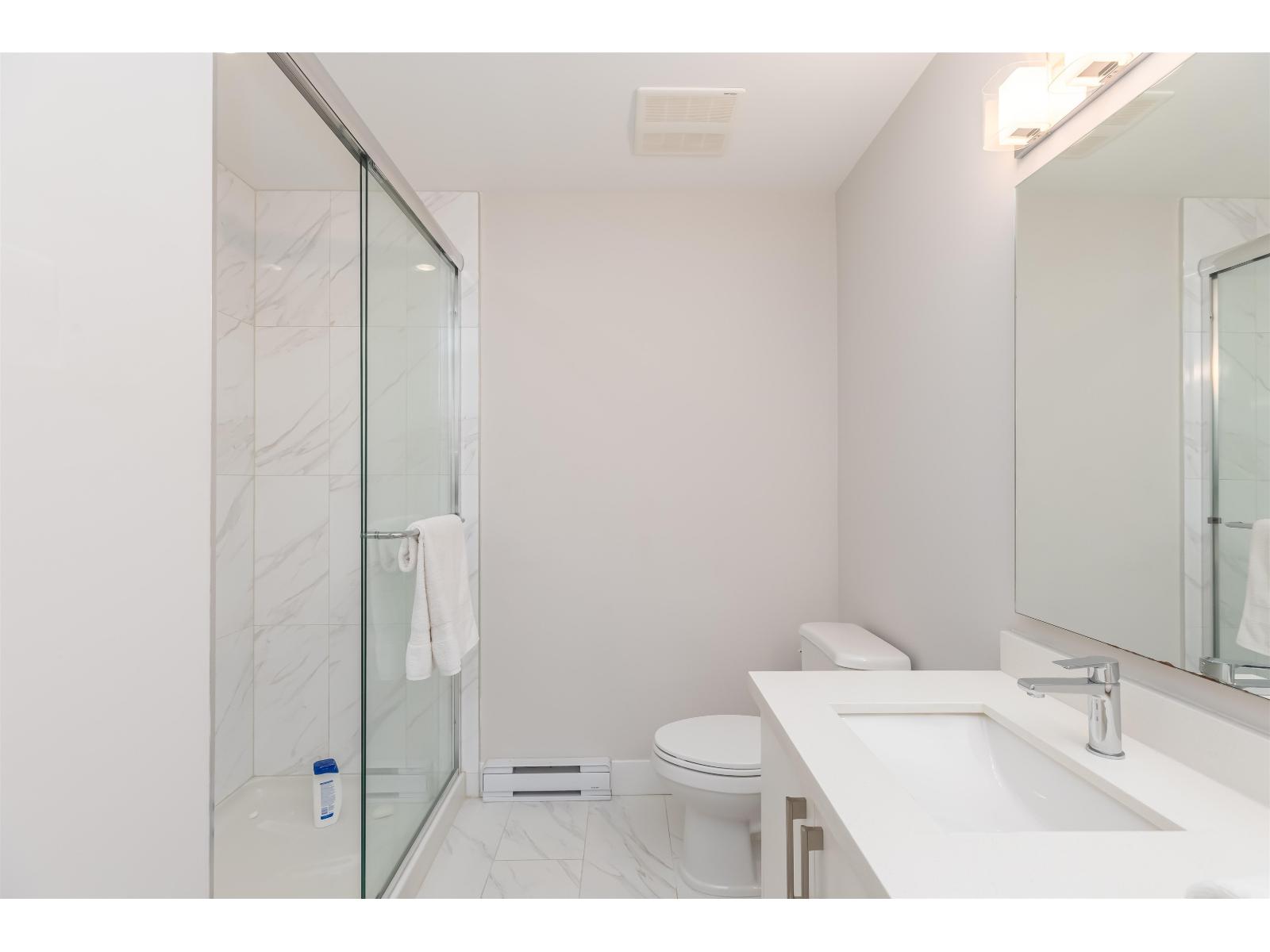 303 14605 Mcdougall Drive, Surrey, British Columbia  V4P 0G7 - Photo 12 - R3116925