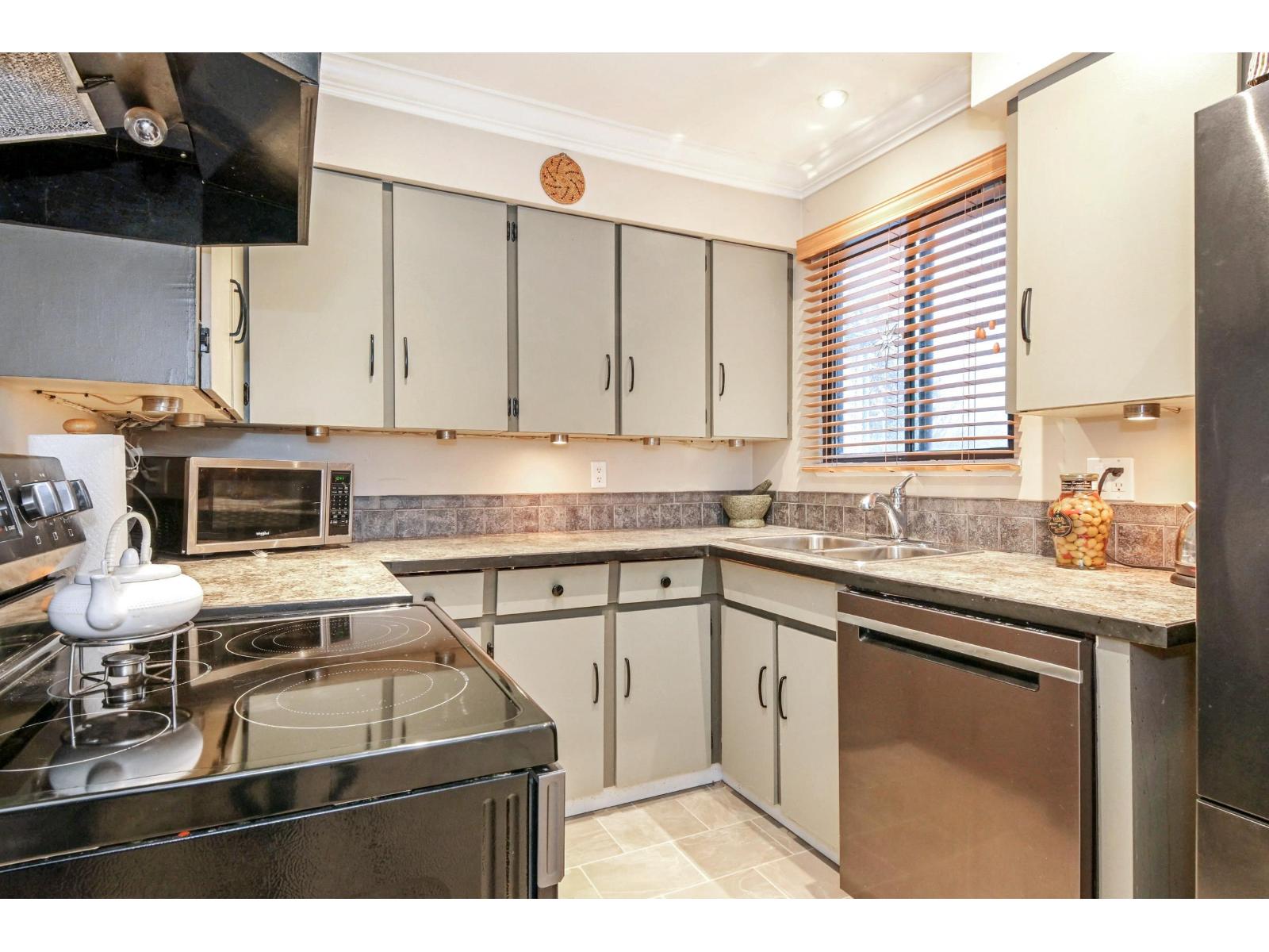 8037 139a Street, Surrey, British Columbia  V3W 6P9 - Photo 26 - R3116765