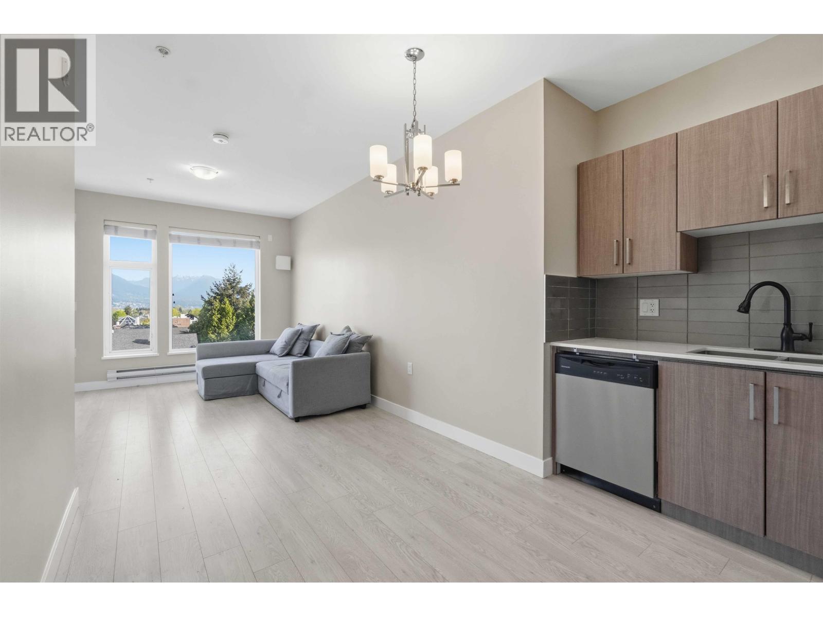 Ph6 1838 Renfrew Street, Vancouver, British Columbia  V5M 3H9 - Photo 8 - R3116764