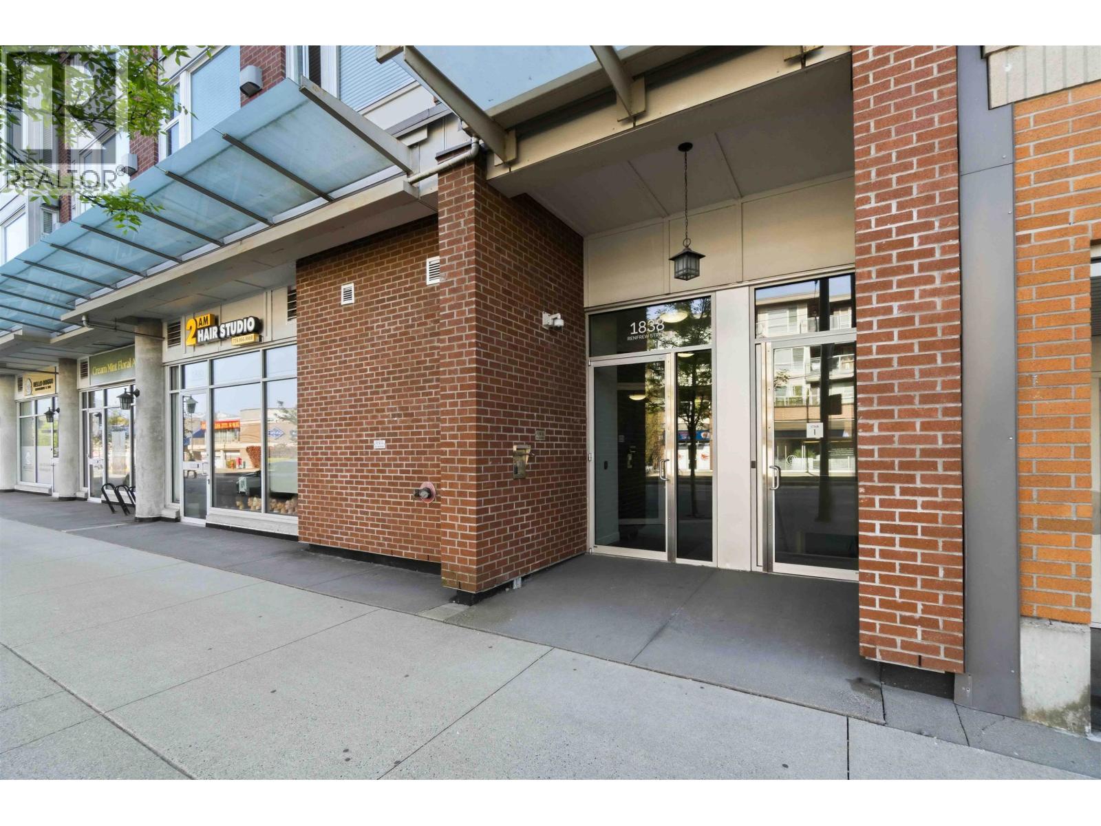 Ph6 1838 Renfrew Street, Vancouver, British Columbia  V5M 3H9 - Photo 3 - R3116764