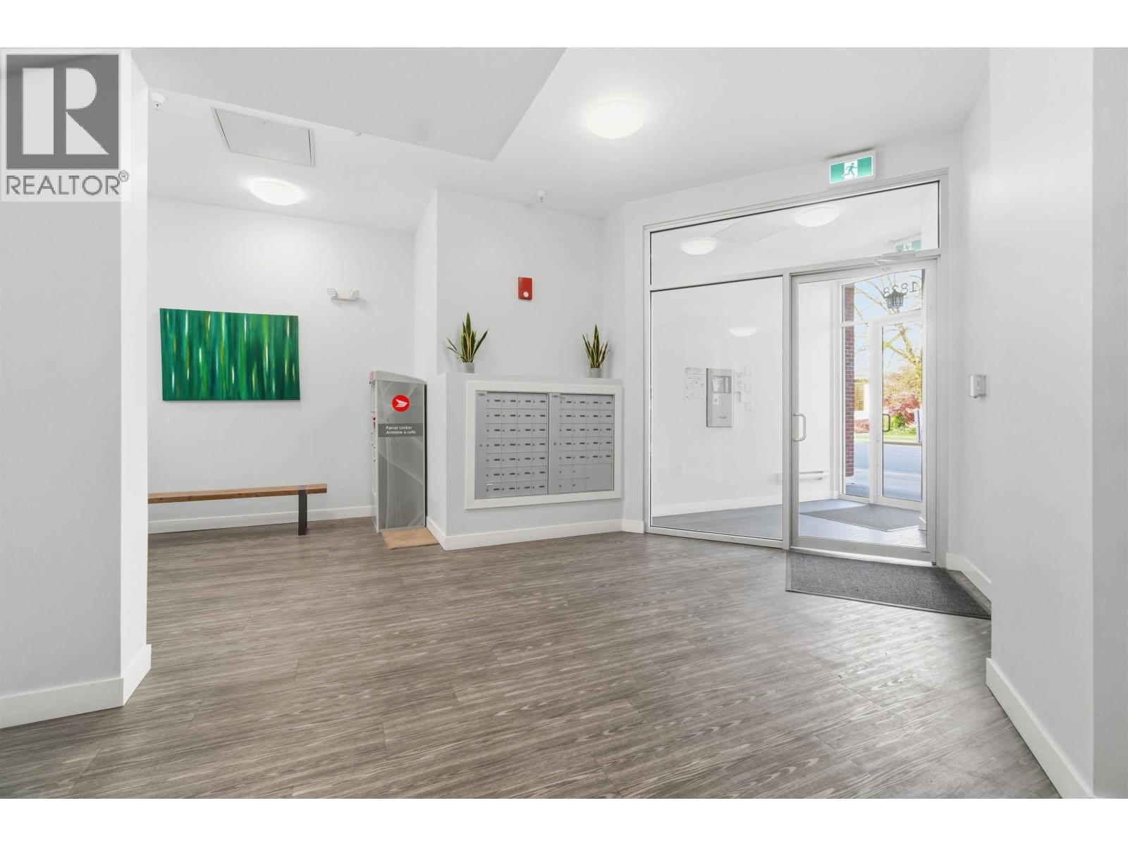 Ph6 1838 Renfrew Street, Vancouver, British Columbia  V5M 3H9 - Photo 4 - R3116764