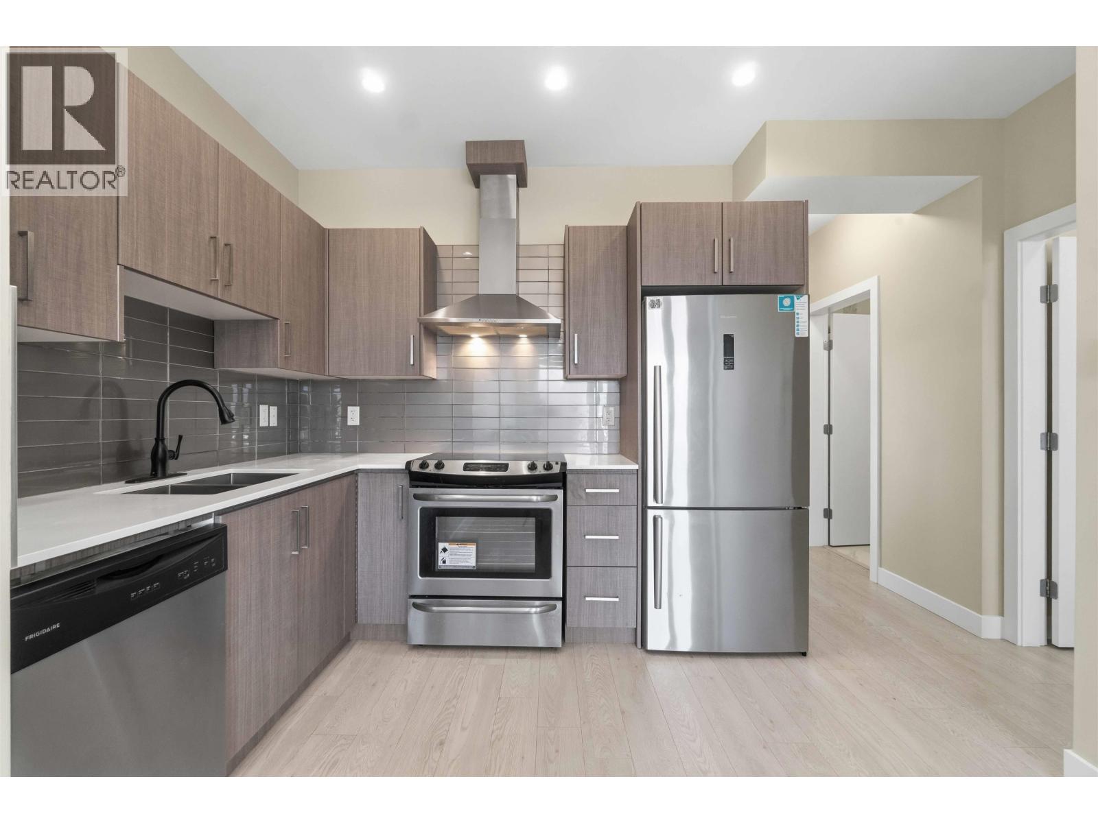 Ph6 1838 Renfrew Street, Vancouver, British Columbia  V5M 3H9 - Photo 9 - R3116764