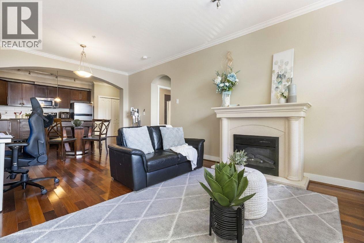 320 2628 Maple Street, Port Coquitlam, British Columbia  V3C 0E2 - Photo 3 - R3116223