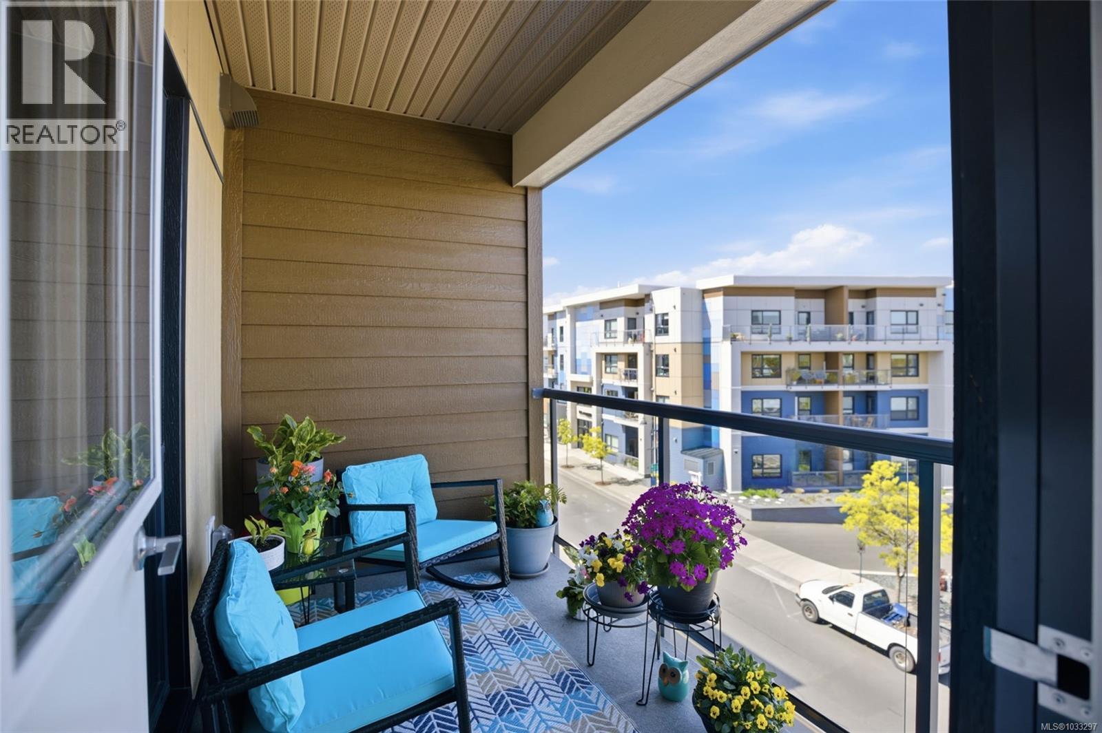 305 120 Jensen Ave W, Parksville, British Columbia  V9P 0H6 - Photo 6 - 1033297