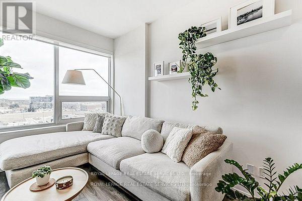 901 - 297 Oak Walk Drive, Oakville, Ontario  L6H 6Z3 - Photo 12 - W13054526