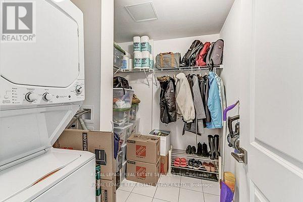 901 - 297 Oak Walk Drive, Oakville, Ontario  L6H 6Z3 - Photo 18 - W13054526