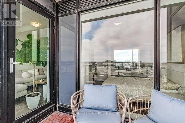 901 - 297 Oak Walk Drive, Oakville, Ontario  L6H 6Z3 - Photo 21 - W13054526