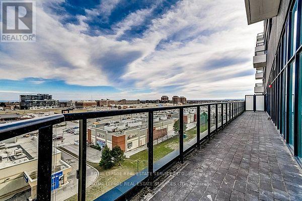 901 - 297 Oak Walk Drive, Oakville, Ontario  L6H 6Z3 - Photo 30 - W13054526