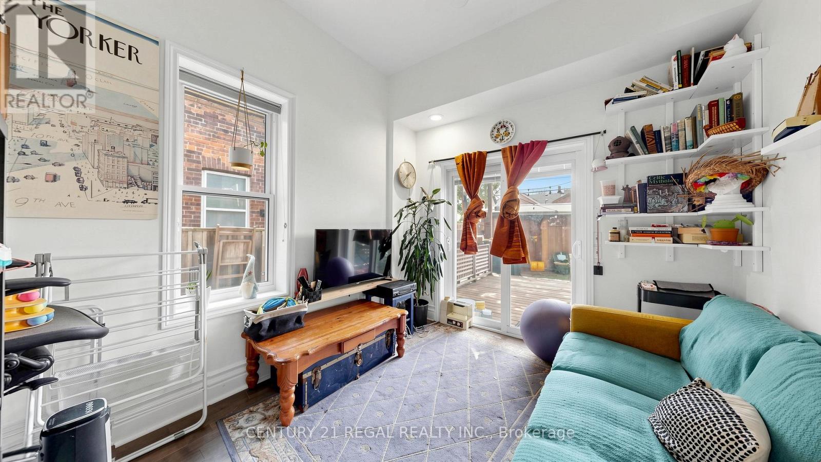 26 Macdonell Avenue, Toronto, Ontario  M6R 2A2 - Photo 5 - W13054552