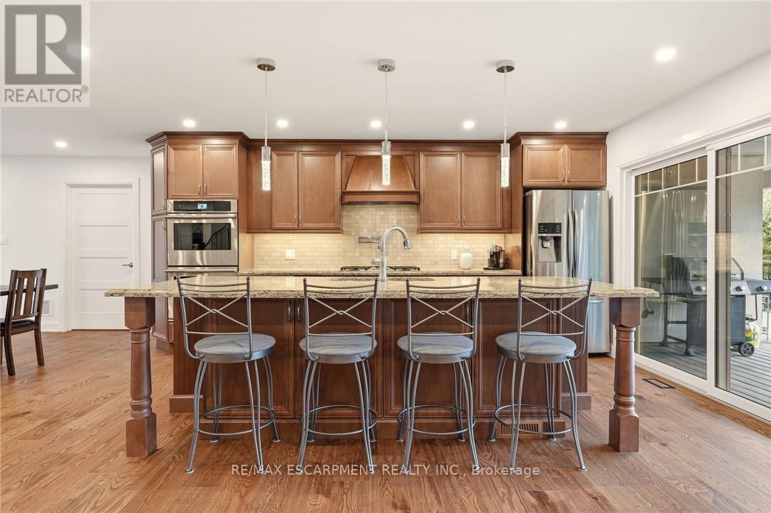 1354 No 1 Side Road N, Burlington, Ontario  L7P 0R9 - Photo 11 - W13054560