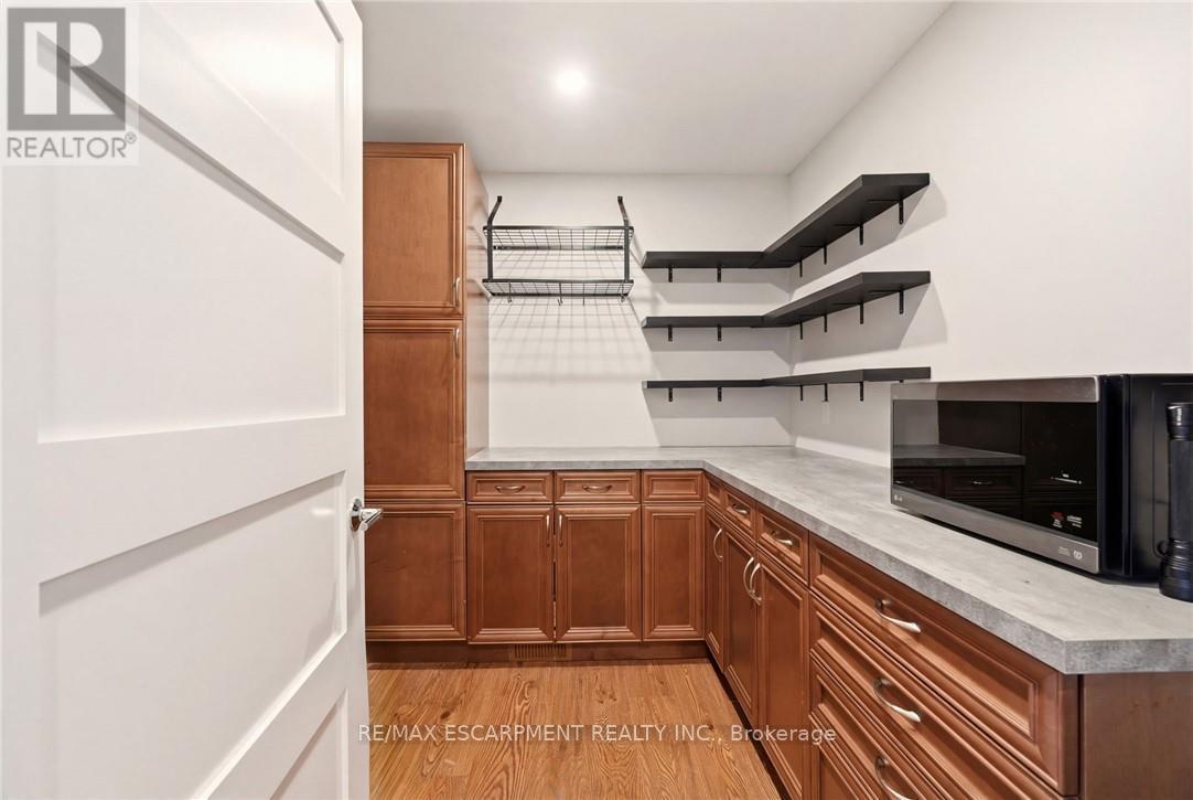 1354 No 1 Side Road N, Burlington, Ontario  L7P 0R9 - Photo 14 - W13054560