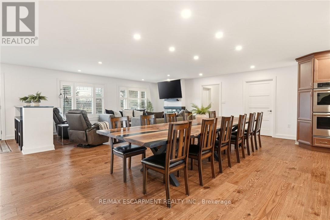 1354 No 1 Side Road N, Burlington, Ontario  L7P 0R9 - Photo 8 - W13054560